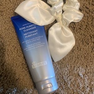 New sealed dr Brandt pore purifying cleanser
